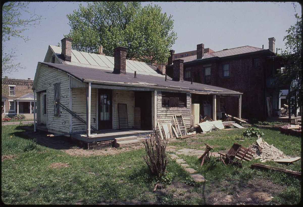 Weathered old family homeplace awaiting repair