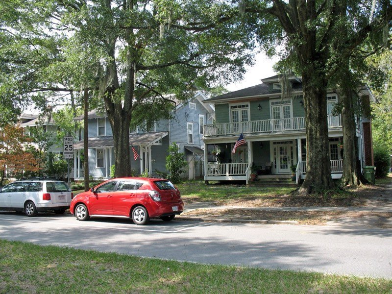A residential street in the Sunset Park Historic District, Wilmington NC